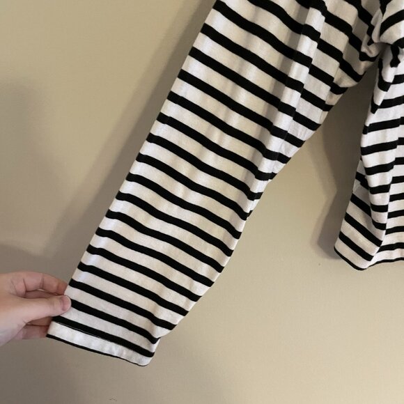 Abercrombie & Fitch Soft A&F Essentials Wmn M Black White Stripe Long Sleeve Tee - Picture 3 of 8